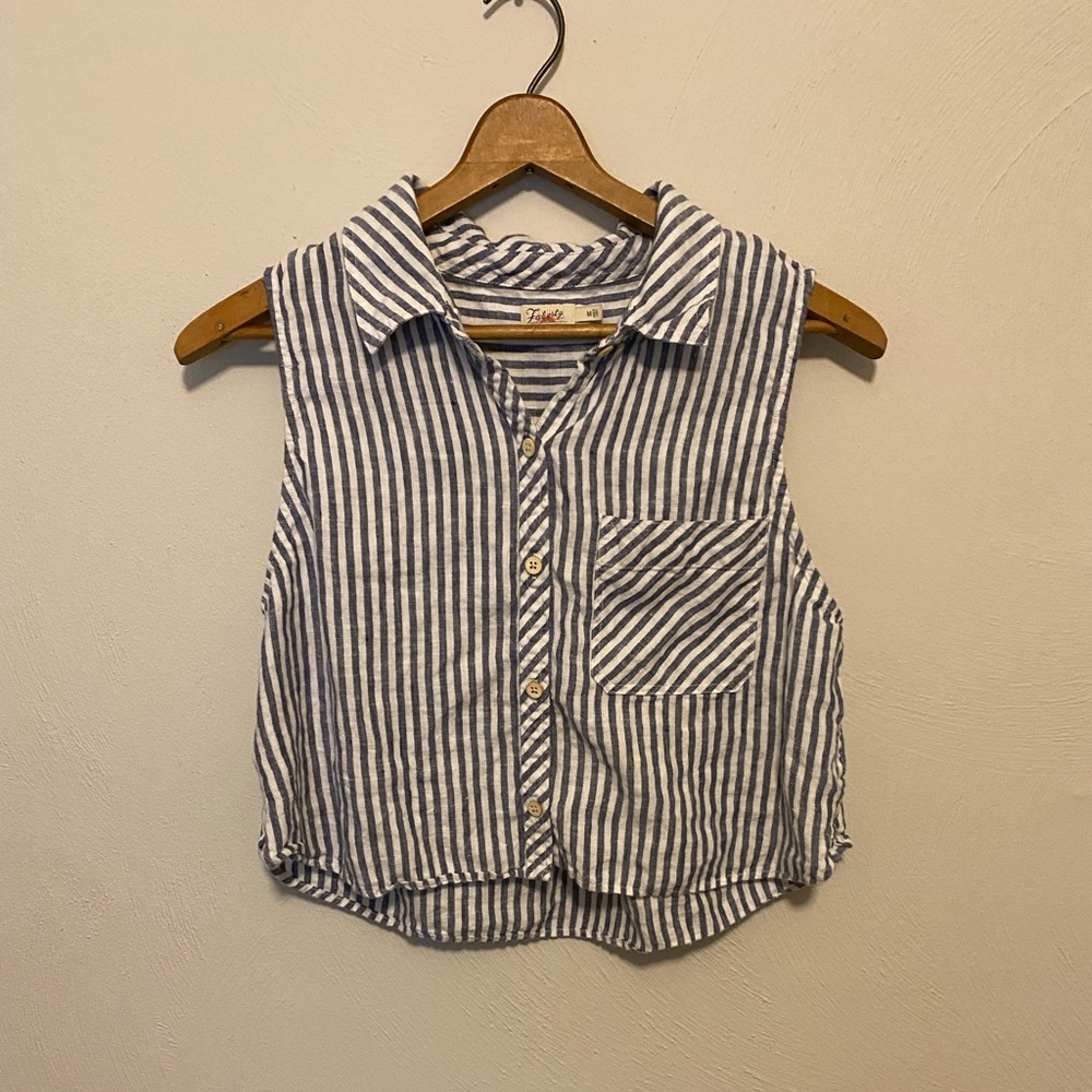 Faherty Cropped Sleeveless Button Down
